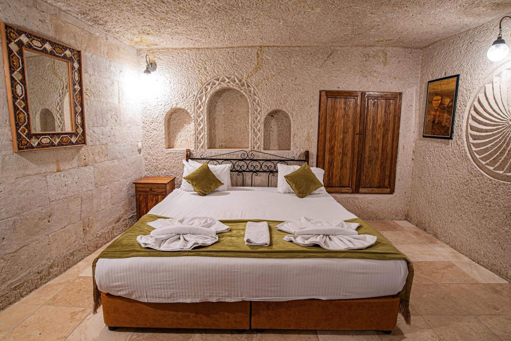 Elegance Cave Suites & Restaurant Göreme Exteriör bild