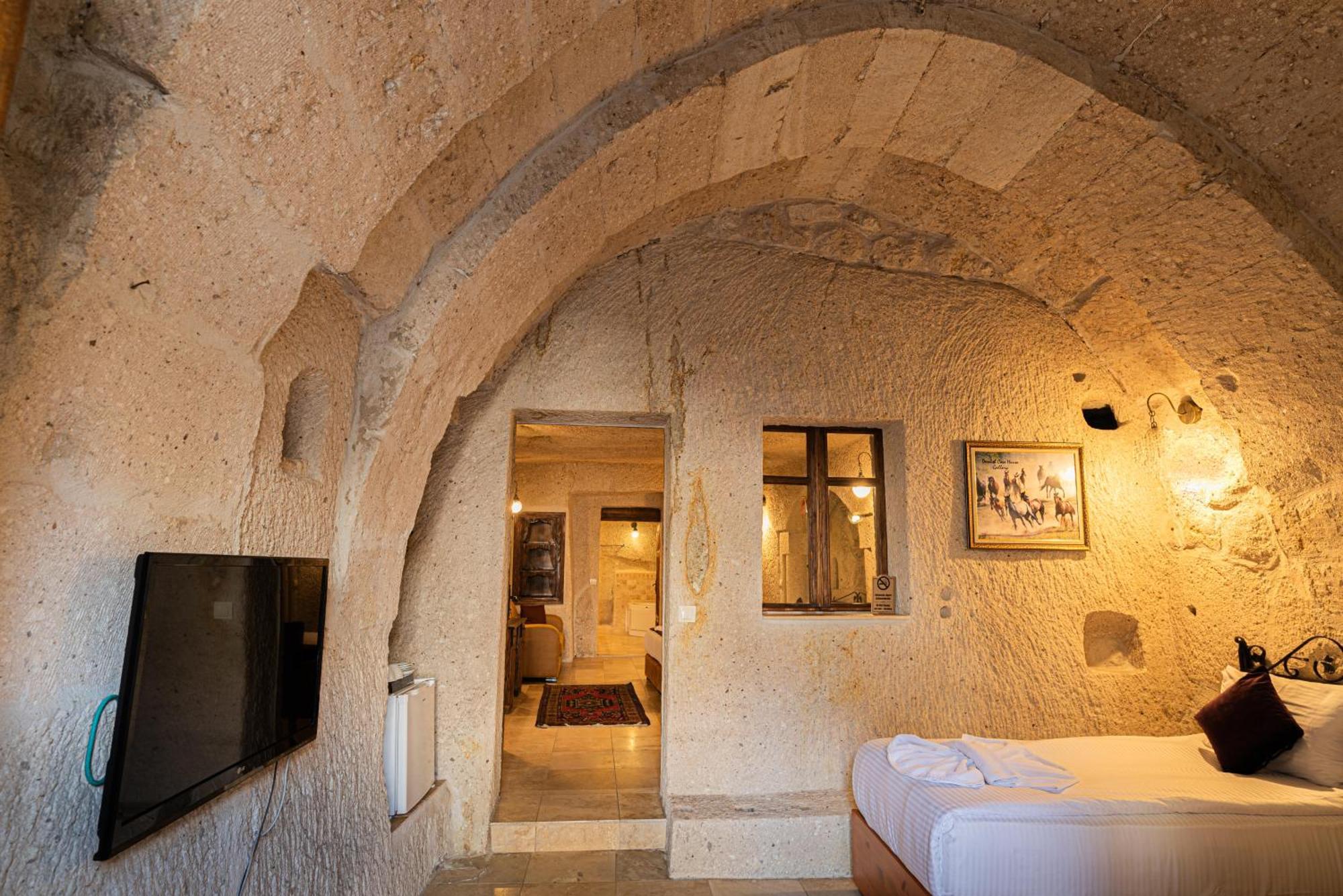 Elegance Cave Suites & Restaurant Göreme Exteriör bild